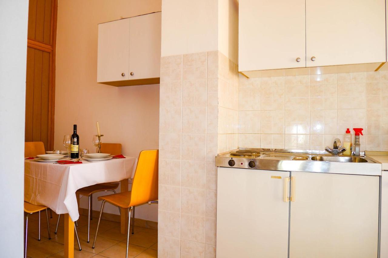 Apartments Beach Dugi Rat Luaran gambar