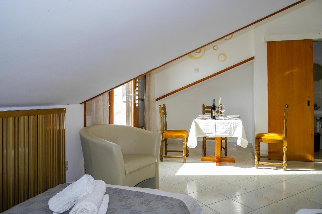 Apartments Beach Dugi Rat Luaran gambar