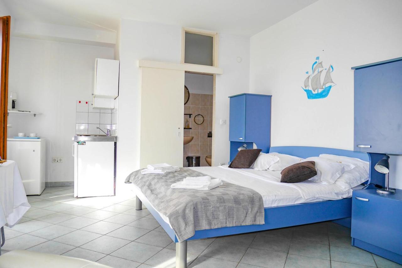 Apartments Beach Dugi Rat Luaran gambar